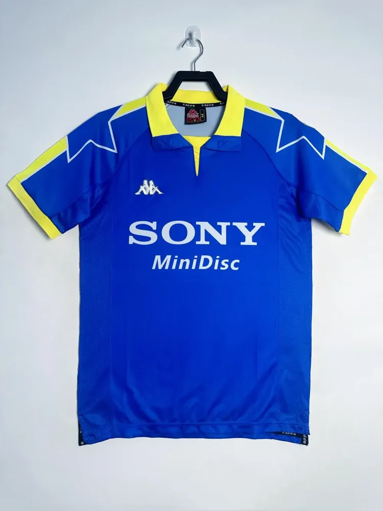 1997-1999 Retro Juventus Auswärts Fußballtrikot  — main view