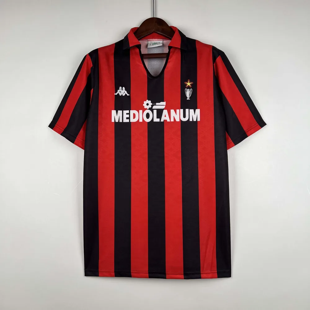 قميص كرة قدم AC Milan الكلاسيكي داخل الأرض 1989/1990 جودة تايلاندية — main view