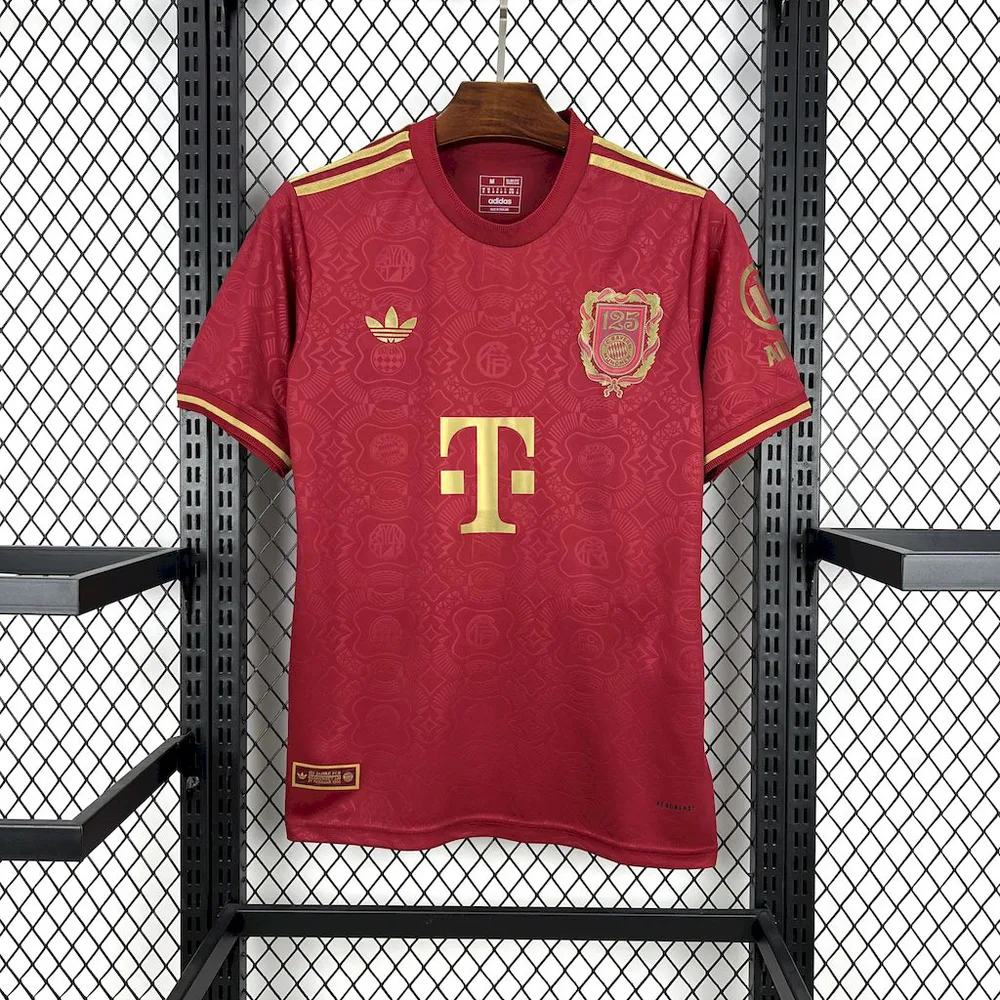 2025/2026 Bayern Munich Édition 125e Anniversaire Maillot de Football  — main view