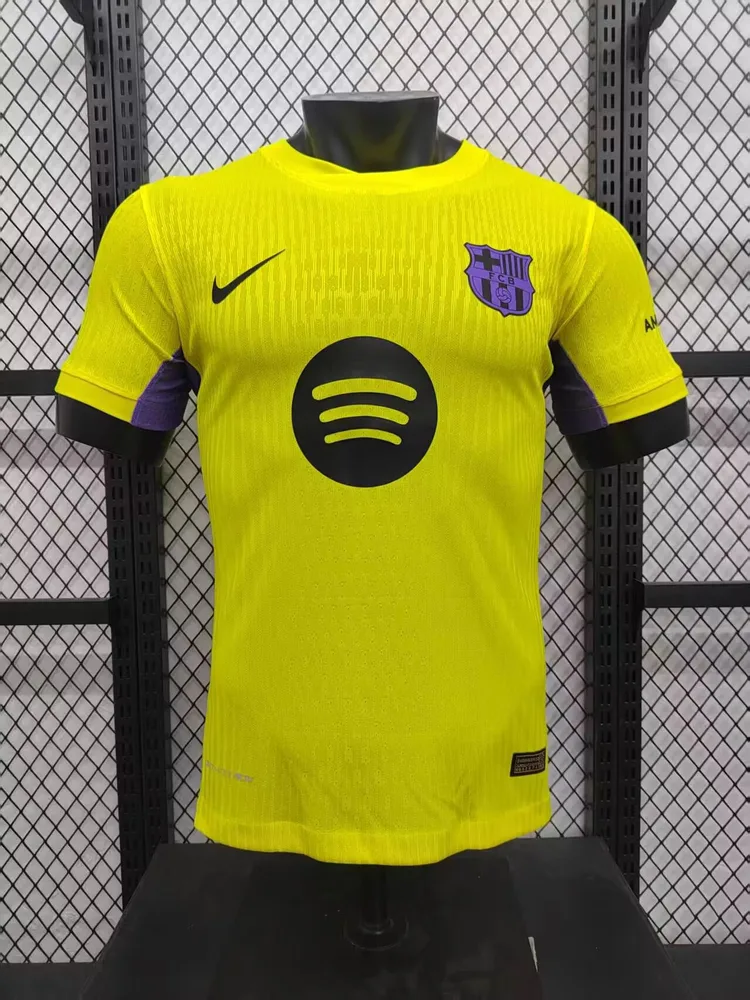 2025/2026 Version Joueur Barcelona Extérieur Jaune Maillot de Football  — main view