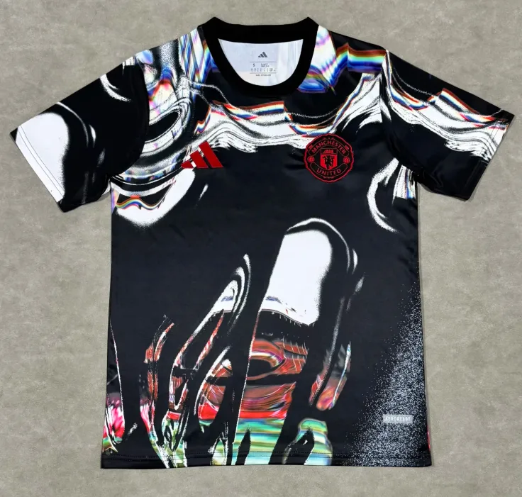 2025/2026 Manchester United Sonderedition 06 Fußballtrikot AAA fan-gradät — main view