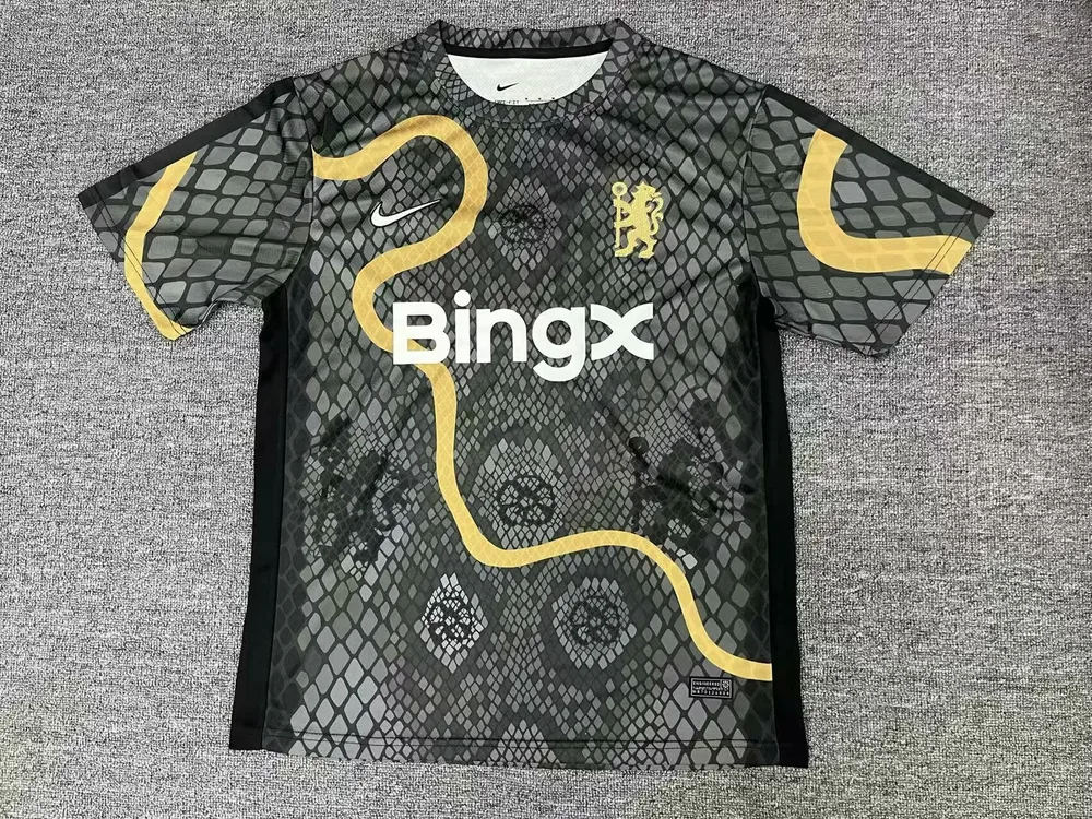 2025/2026 Chelsea Jahr der Schlange Edition Trikot  — main view
