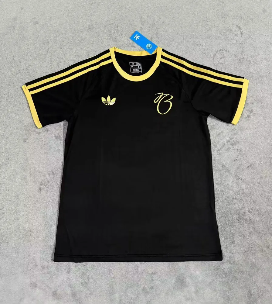 Camisa Real Madrid 2025/2026 Bellingham Gola Redonda Futebol Jersey  — main view