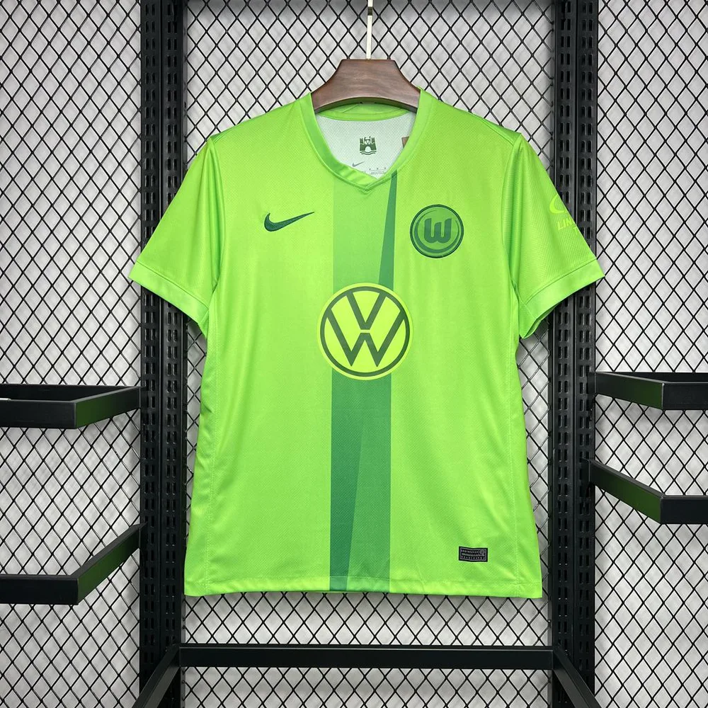 2024/2025 VfL Wolfsburg Heim Fußballtrikot — main view