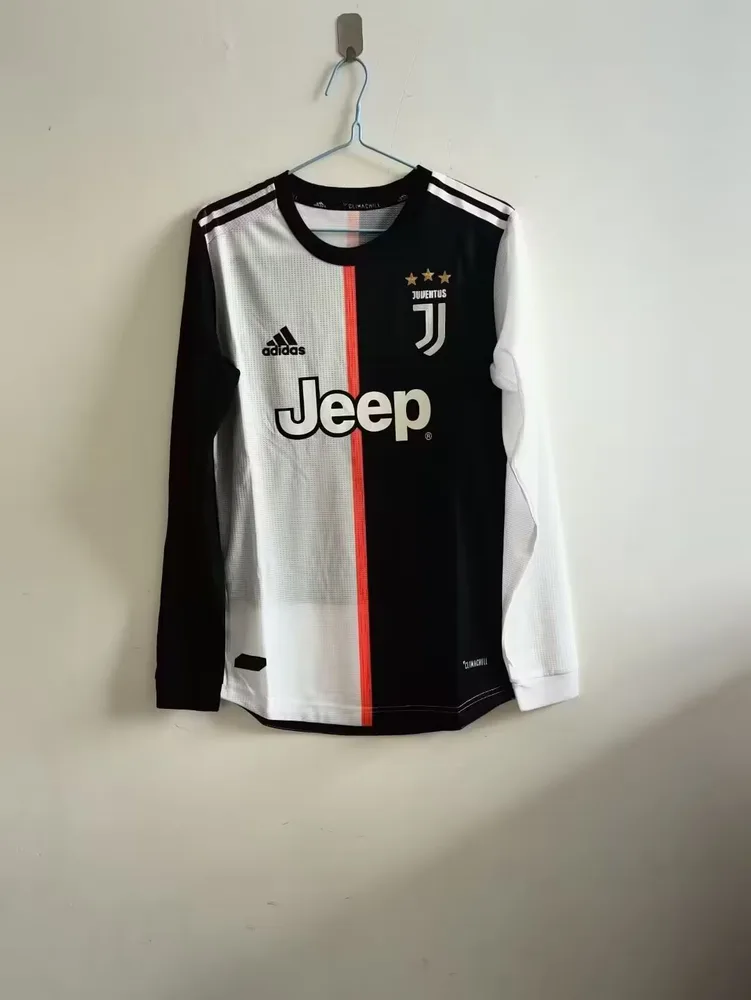2019/2020 Retrô Versão Jogador Manga Longa Juventus Camisa de Futebol Casa  — main view