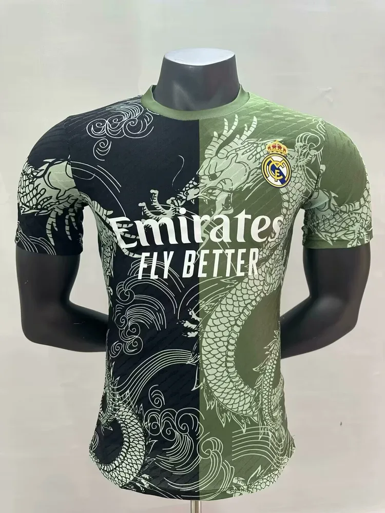 2025/2026 Versão Jogador Real Madrid Dragon Pattern Army Green And Black Camisa de Futebol  — main view