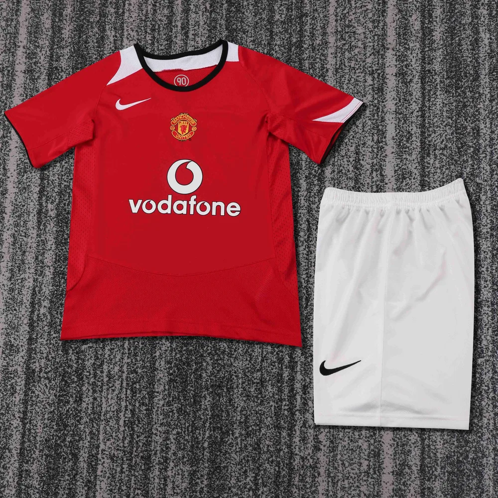 2005-2006 Retro Manchester United Home Football Shirt  Kids Size — main view