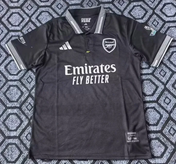2026/2027 Arsenal Édition Spéciale 02 Maillot de Football  — main view
