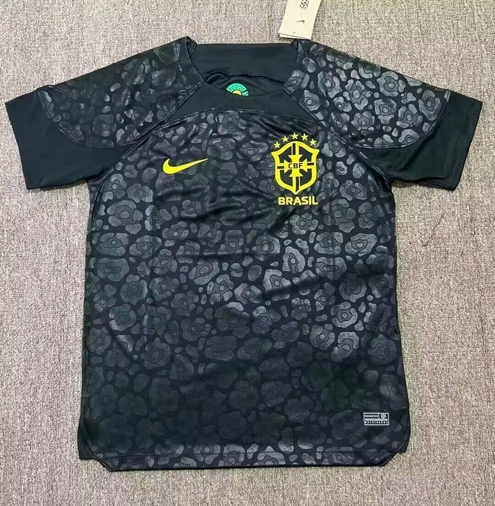 قميص حارس البرازيل أسود 2022 — main view