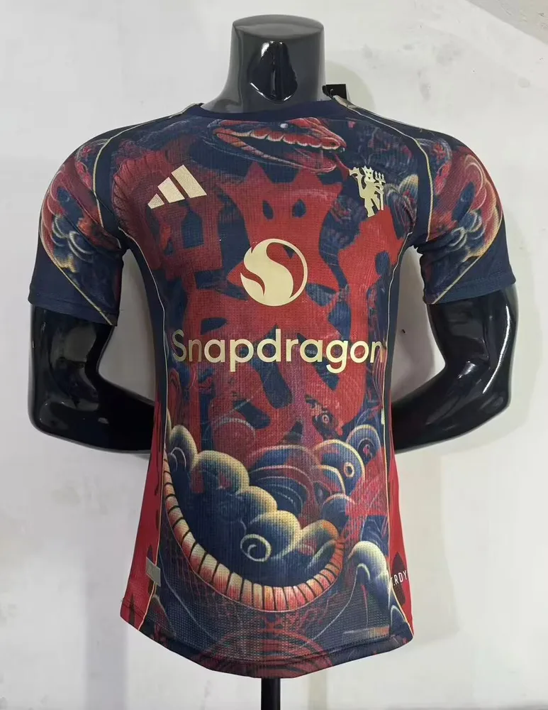 2025/2026 Versão Jogador Manchester United Edição Ano da Serpente Camisa de Futebol  — main view