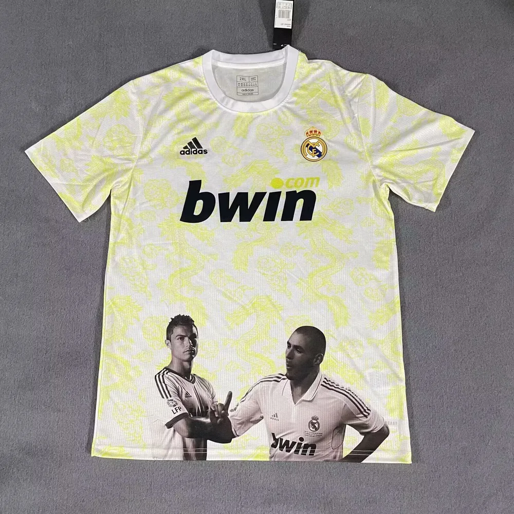 2025/2026 Real Madrid Sonderausgabe 19 Fußballtrikot AAA fan-gradät — main view