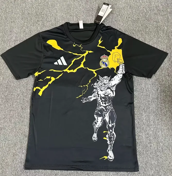 2025/2026 Real Madrid Kollaboration mit Marvel 02 Trikot  — main view