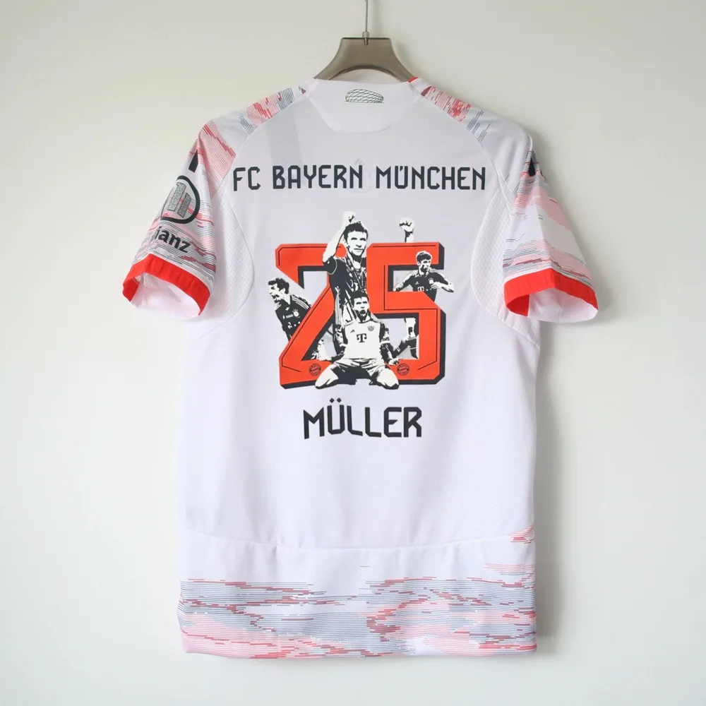 2025/2026 Bayern Munich Müller Maillot Édition Commémorative  — main view
