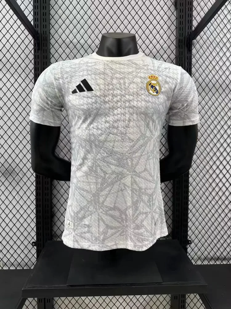 2024/2025 Spielerversion Real Madrid Sonderedition Trikot 04 — main view