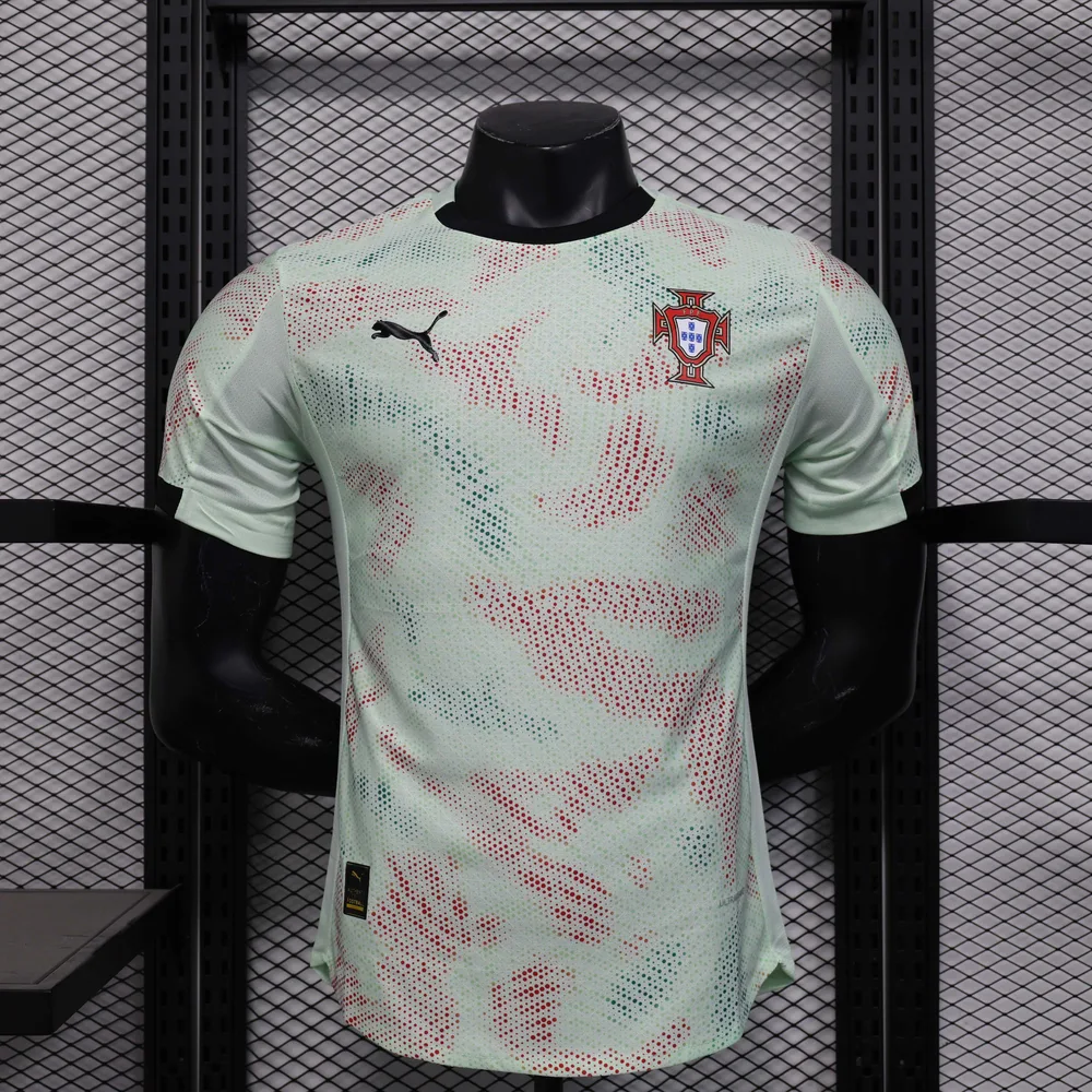 2025/2026 Spielerversion Portugal Vorbereitung Uniform Fußballtrikot  — main view