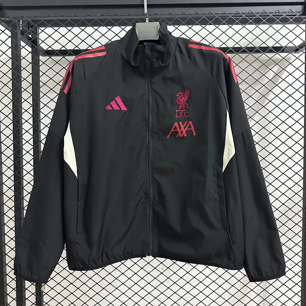2025/2026 Liverpool Chaqueta Cortavientos Negro Camiseta de Fútbol   — main view
