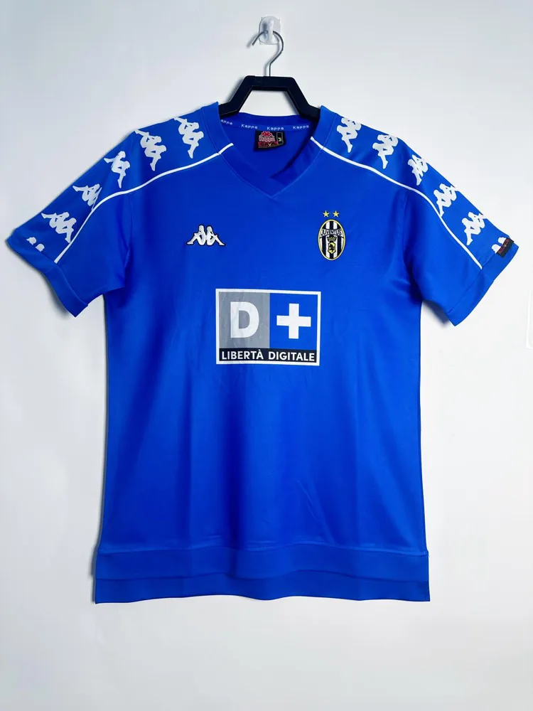 1999/2000 Retro Juventus Away Soccer Jersey  — main view