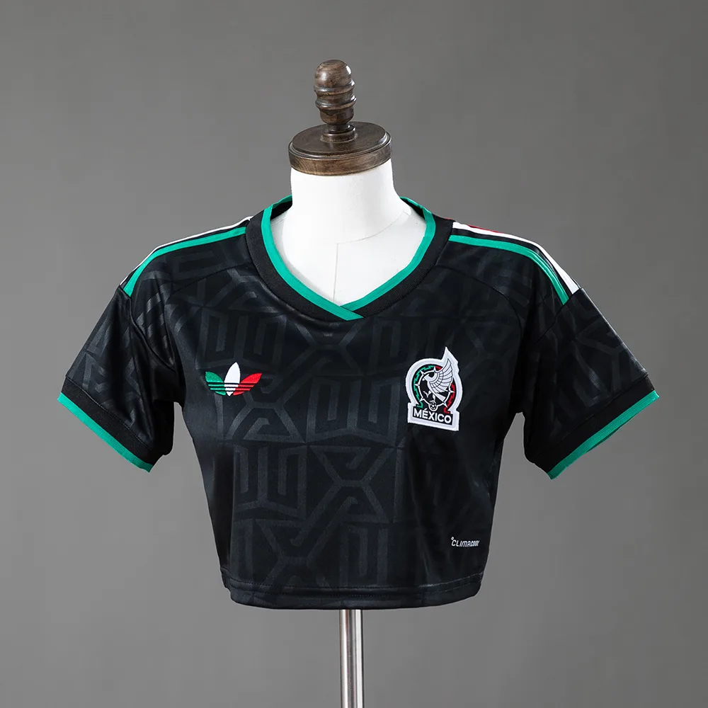تيشيرت قصير بقصة كروب للمنتخب المكسيكي الثالث للسيدات 2026 — main view