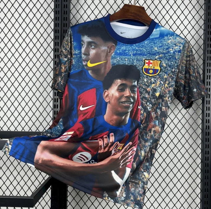 2025/2026 Barcelona Sonderausgabe 26 Fußballtrikot   — main view