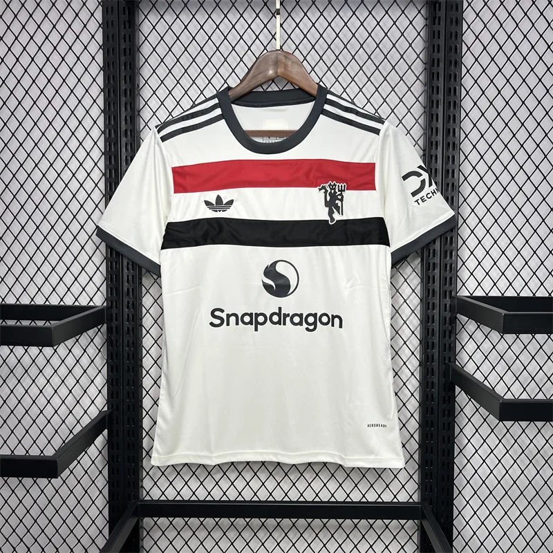 Camiseta de fútbol tercera visitante 2024/2025 Manchester United  — main view