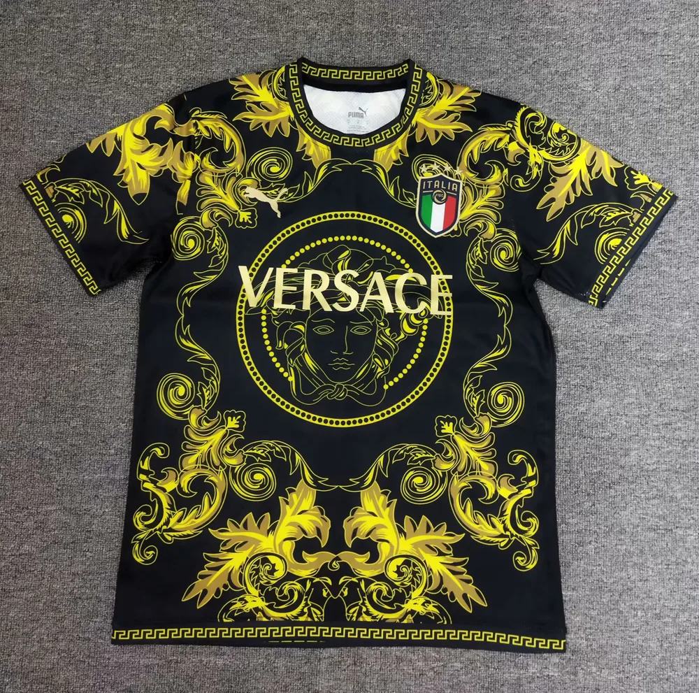 Maillot de football édition spéciale noir et or 2024/2025 Italie  — main view