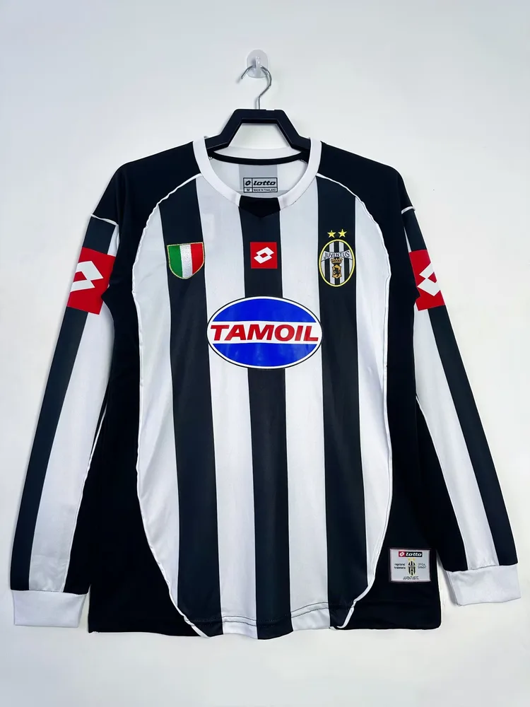 2002/2003 Retro Juventus Langarm Heim-Fußballtrikot  — main view