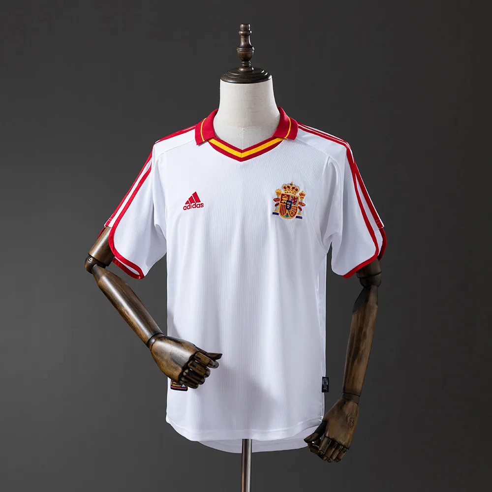 Maillot rétro 2000 Espagne Extérieur AAA qualité fan — main view