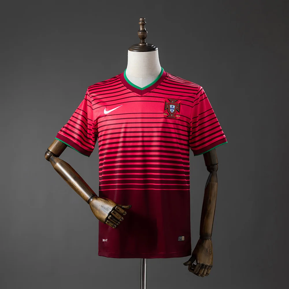 2014 Retro Portugal Heim Trikot AAA Fan-Qualität — main view