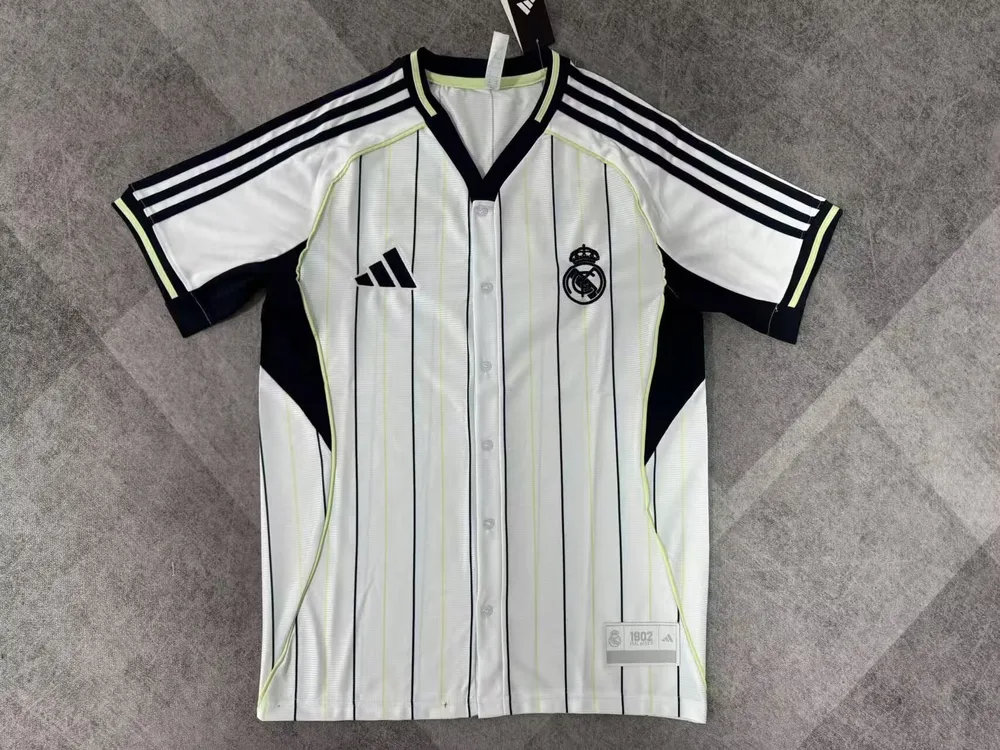 2025/2026 Real Madrid Camiseta de Fútbol Casual  — main view