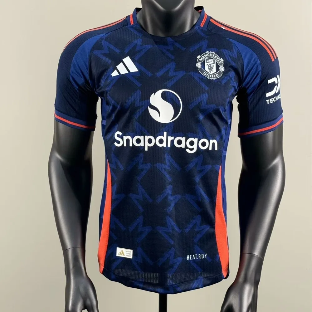2025/2026 Player Version Manchester United Auswärts 01 Fußballtrikot  — main view