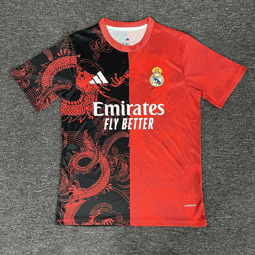 Camisa Real Madrid 2025/2026 Padrão Dragão Vermelha e Preta Futebol Jersey  — main view