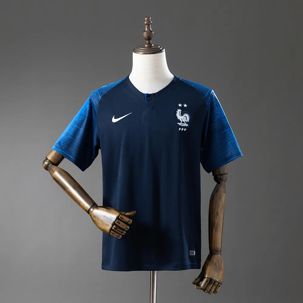 2018 Retro Frankreich Heim Fußballtrikot AAA Fan-Qualität — main view