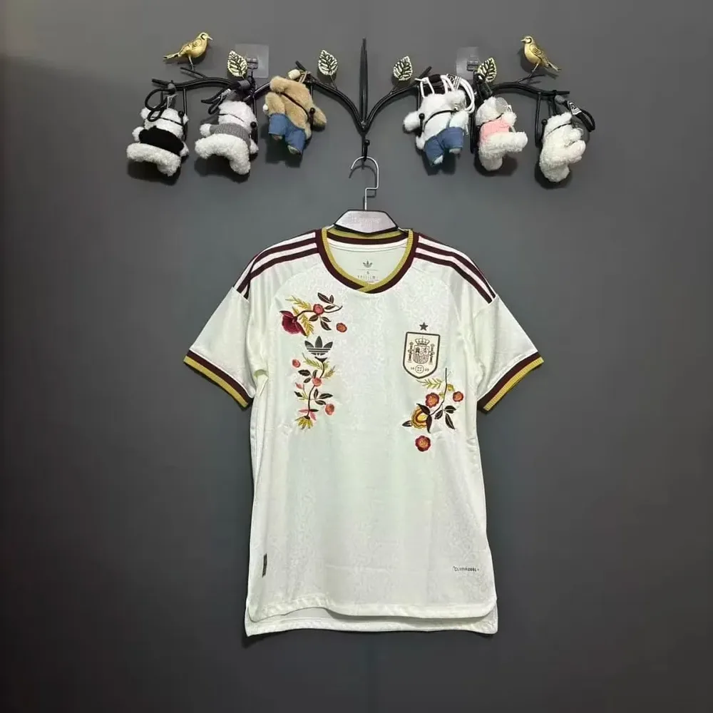 2026/2027 Spain Away Embroidered Version Football Shirt   — main view