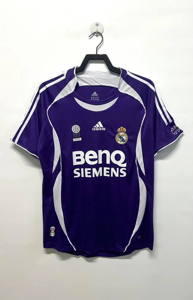 2006/2007 Retro Real Madrid Visitante Camiseta de Fútbol  — main view