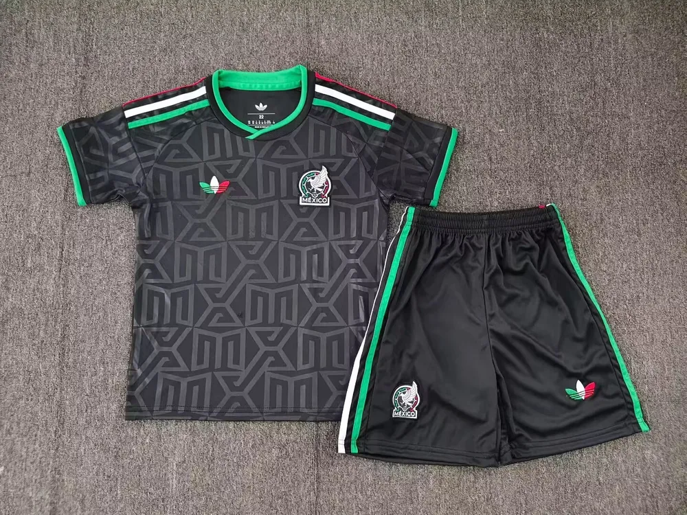 2026 Mexique Équipe Nationale Troisième Extérieur Maillot de Football   Taille Enfant — main view