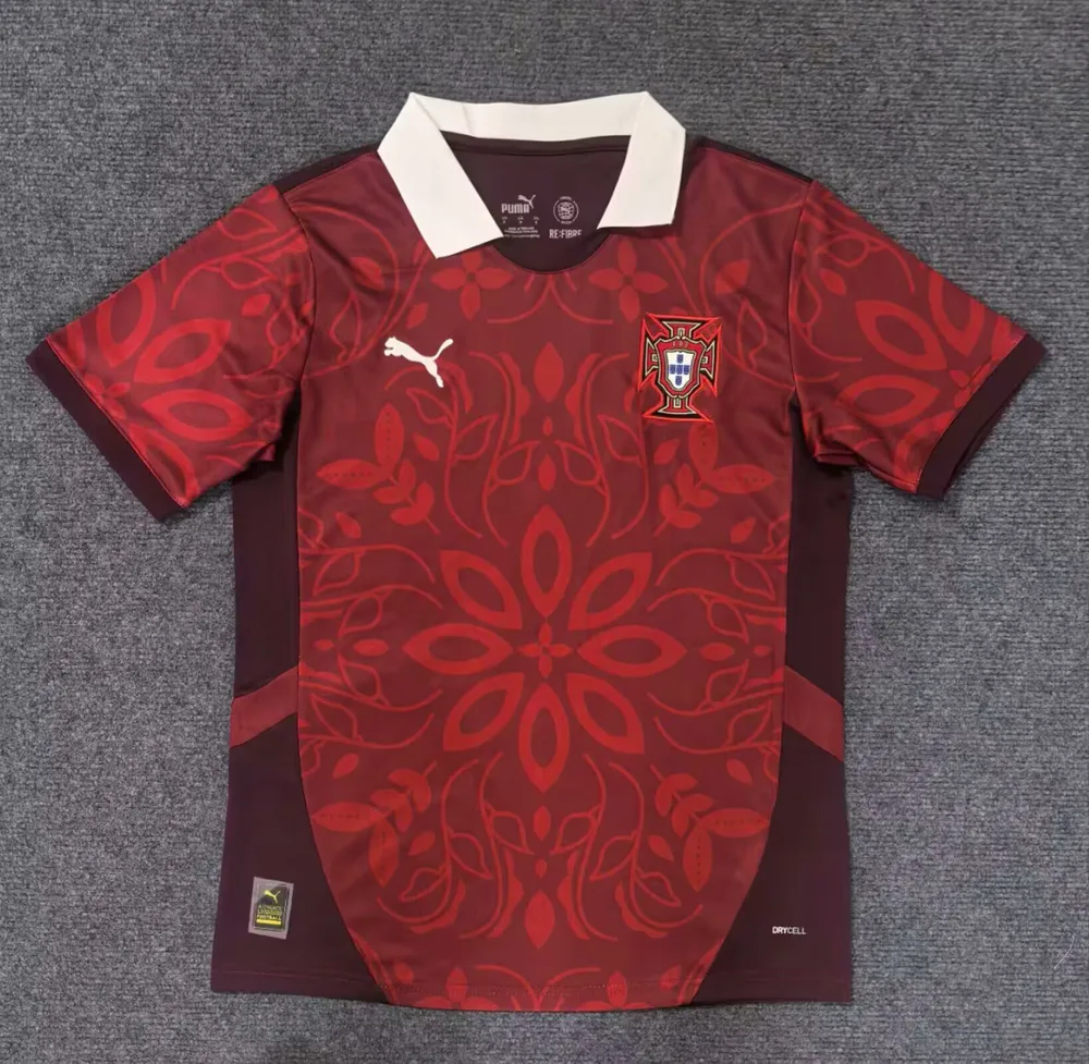 2025-2026 Maillot de football rouge version concept Portugal landaise — main view
