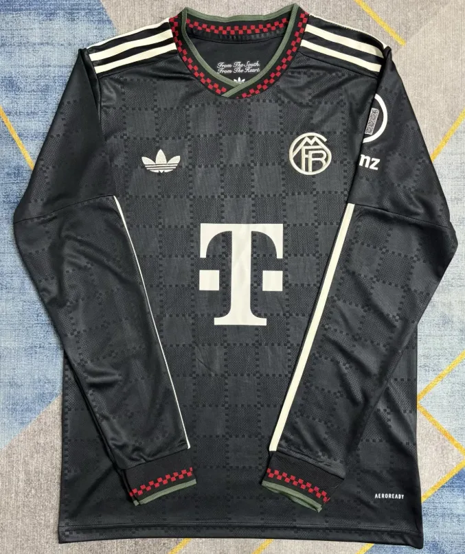 2025/2026 Langarm Bayern Munich Third Away Fußballtrikot  — main view