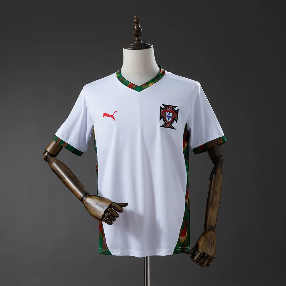 2026 Portugal Gedenkausgabe Fußballtrikot AAA Fan-Qualität — main view