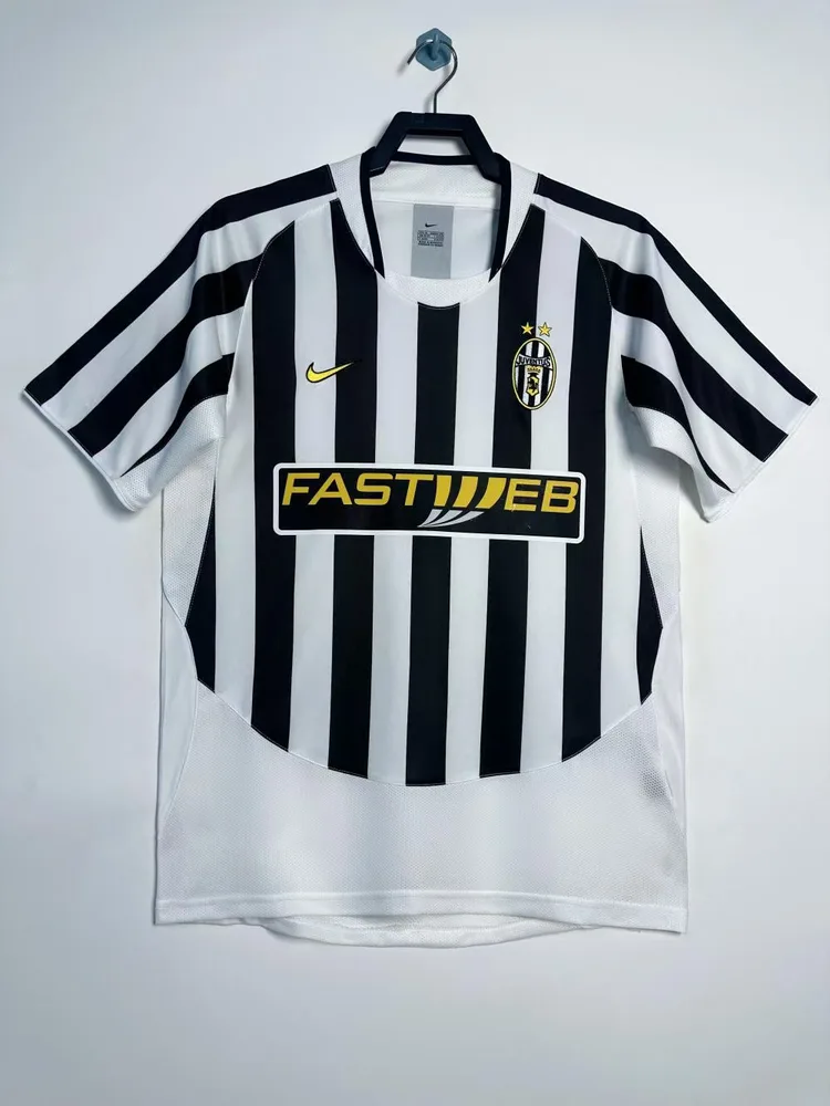 2003-2004 Rétro Juventus Domicile Maillot de Football  — main view