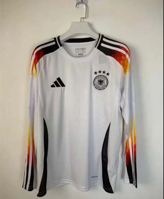 Maillot de football Allemagne Domicile 2024 Manches Longues AAA qualité fan — main view