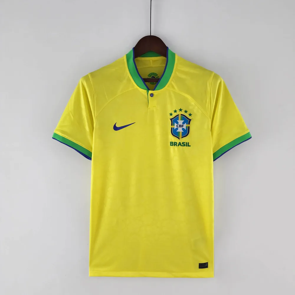 2022 WM Brasilien Heim-Fußballtrikot — main view