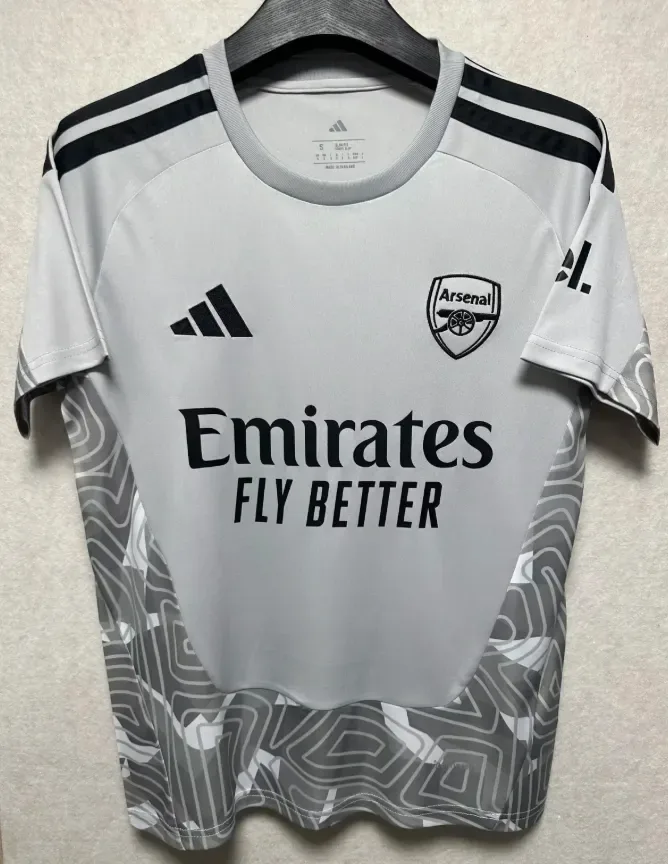 2026/2027 Arsenal Goalkeeper Football Jersey   — main view