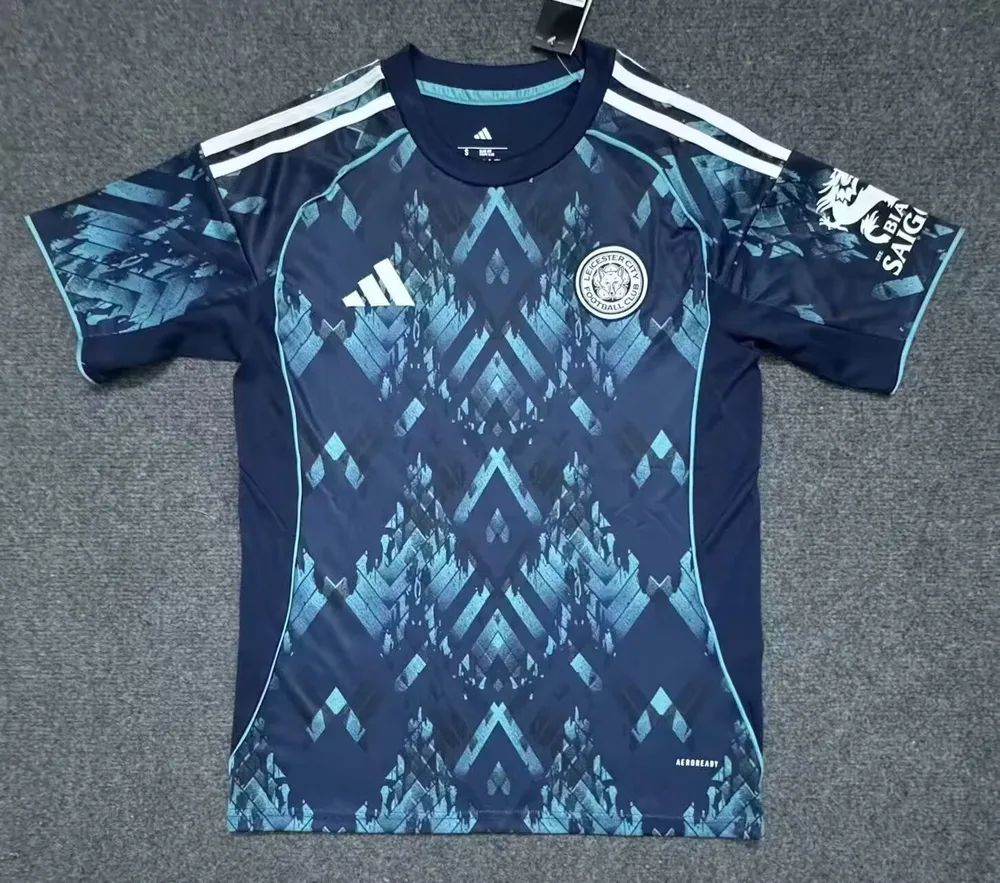 Camisa de Futebol Leicester City Fora 2025/2026  — main view