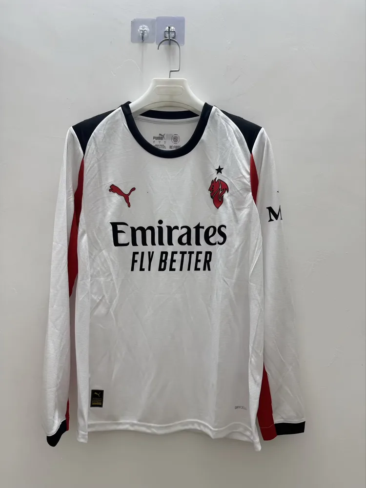 2025/2026 Manga Larga AC Milan Local Camiseta de Fútbol  — main view