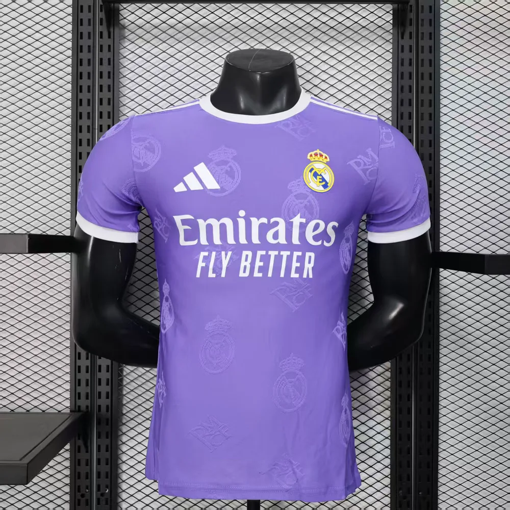 2025/2026 Version Joueur Real Madrid Édition Spéciale 50 Maillot de Football  — main view