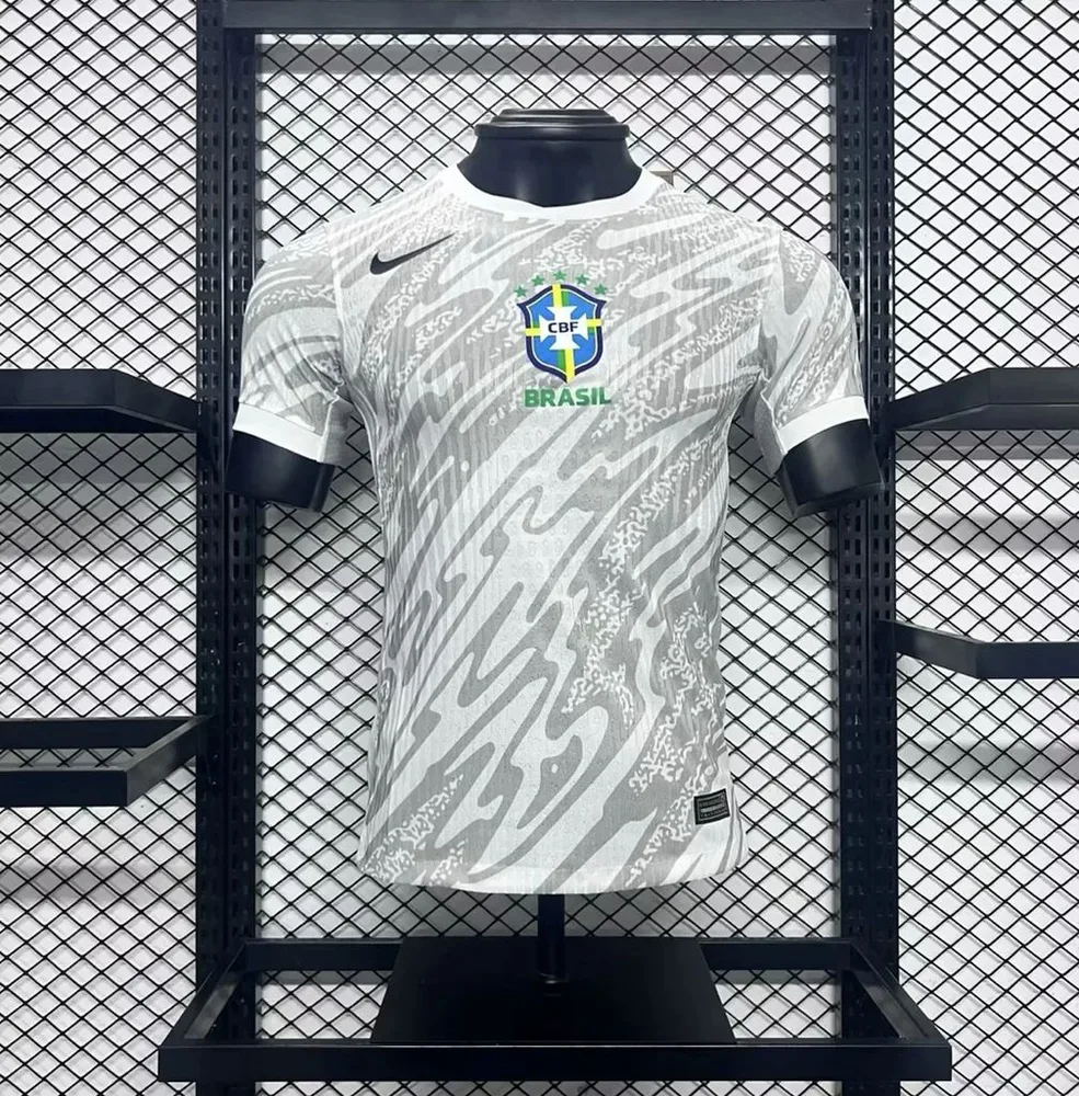 2024-2025 Spielerversion Brasilien Weiß Sonderedition Trikot AAA fan-gradät — main view