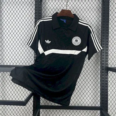 1990 Retro Fußballtrikot Deutschland Auswärts — main view