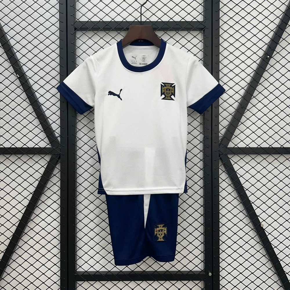 Tenue d'Entraînement Portugal 2025/2026 Blanche  Taille Enfant — main view