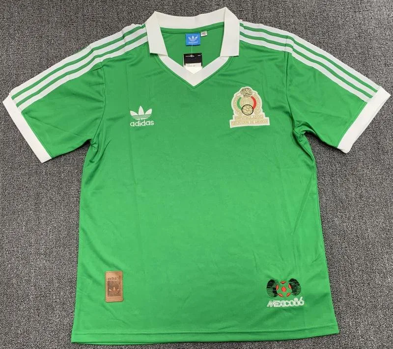 1986 Retro Mexiko Heim Fußballtrikot  — main view