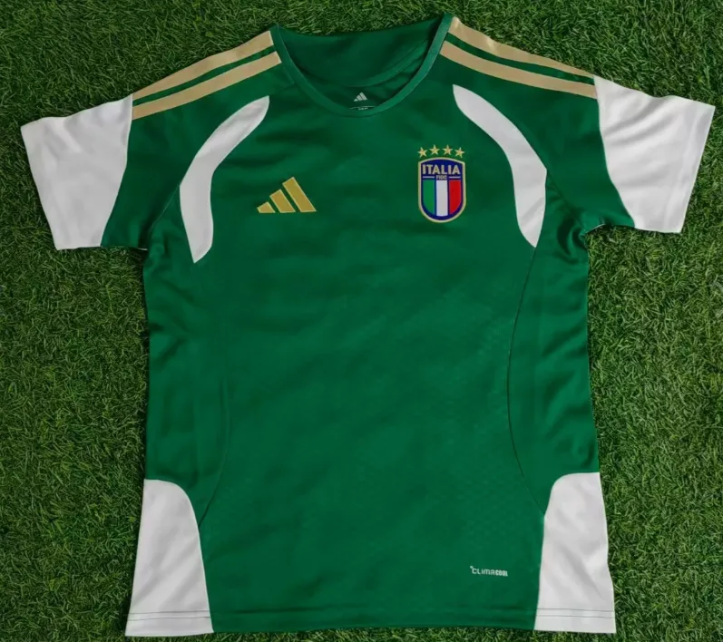 2026/2027 Italien Trainingsanzug Grün Fußballtrikot  — main view
